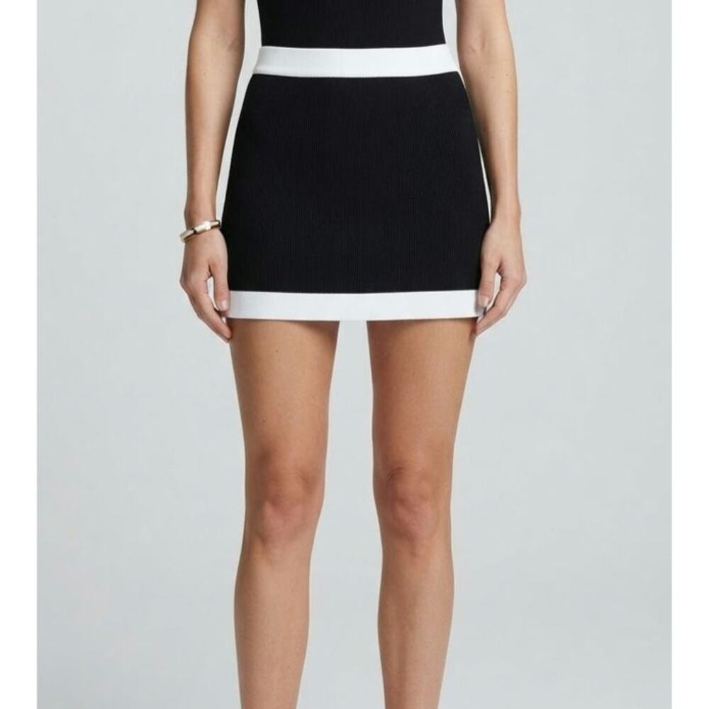 Reformation Black & White Linen Mini Ladies Skirt Size 6